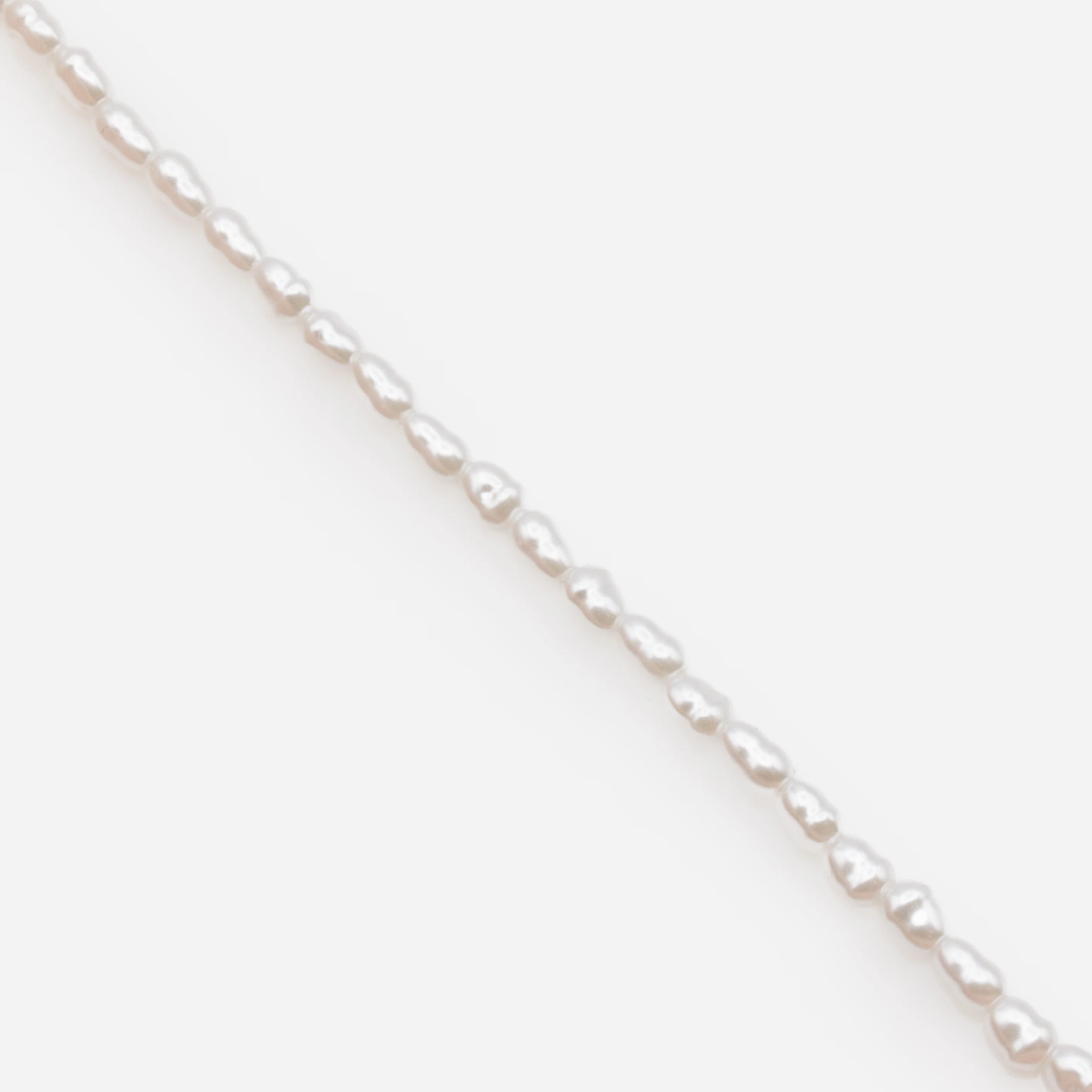 Ensemble trois bracelets dorés perles et billes - Image 3